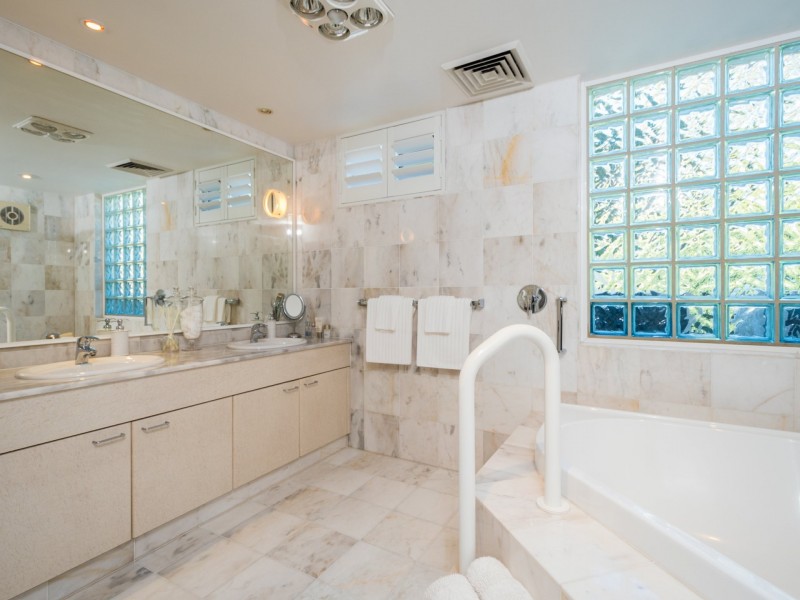 7013 Marine Drive East, Sanctuary Cove QLD 4212