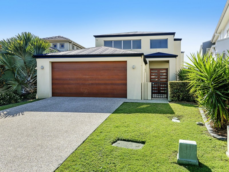 18/145 Palm Meadows Drive, Carrara QLD 4211