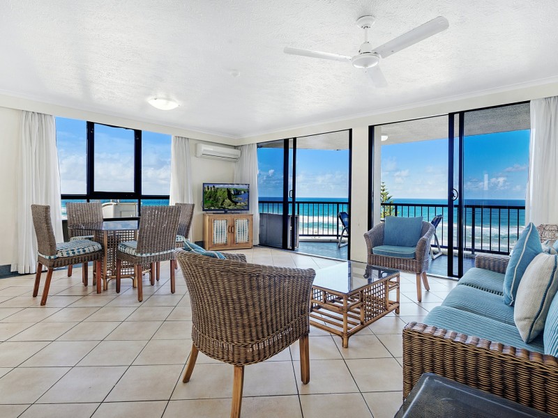 9 Laycock Street, Surfers Paradise QLD 4217