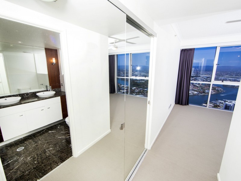 23 Ferny Avenue, Surfers Paradise QLD 4217