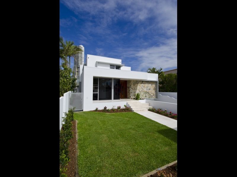 46 Amalfi Drive, Surfers Paradise QLD 4217