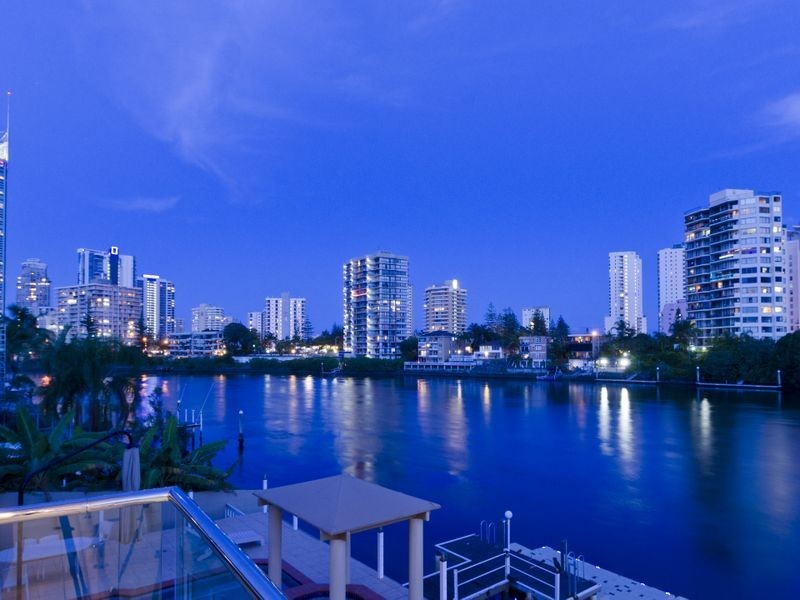 46 Amalfi Drive, Surfers Paradise QLD 4217