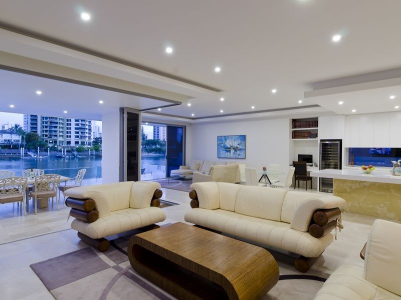 46 Amalfi Drive, Surfers Paradise QLD 4217