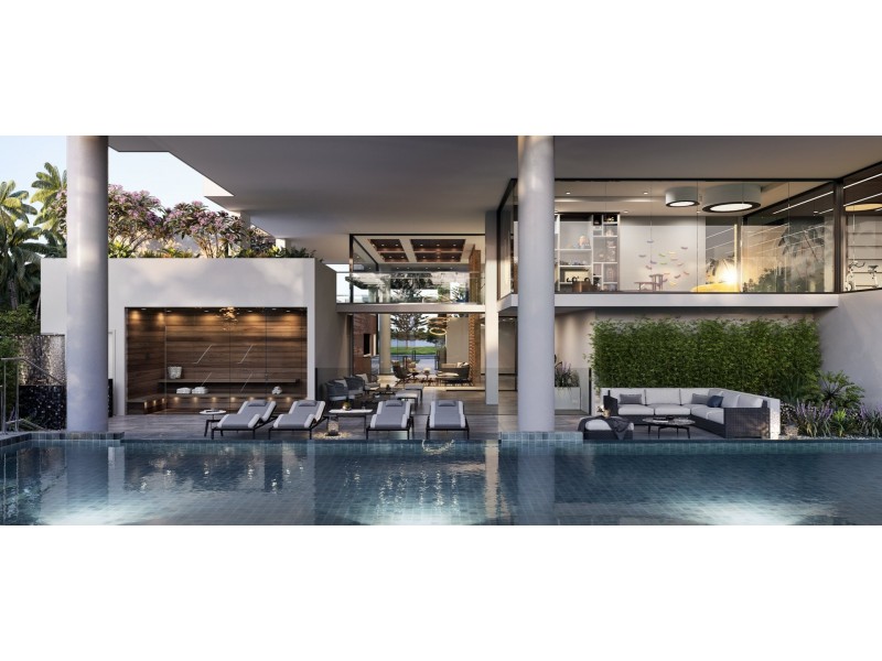 372 Marine Pde, Labrador QLD 4215