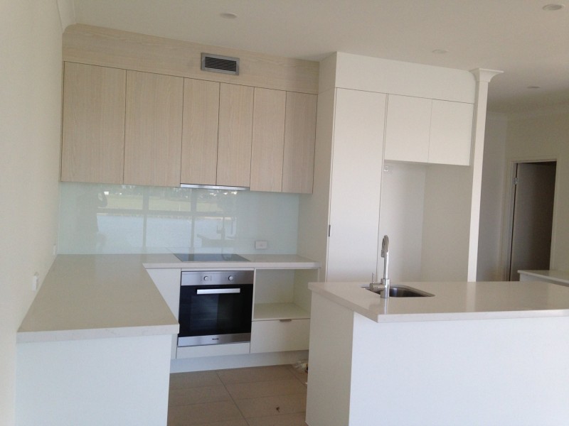 3028 The Boulevard, Carrara QLD 4211