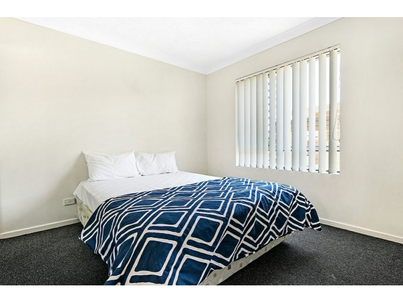 12 33-35 Cypress Avenue, Surfers Paradise QLD 4217