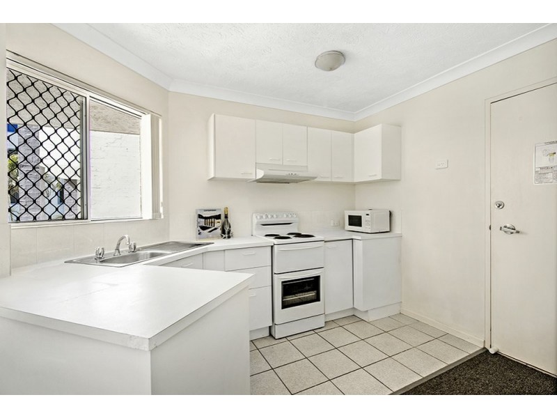 12 33-35 Cypress Avenue, Surfers Paradise QLD 4217