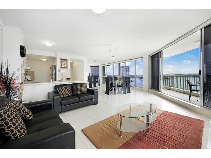 28 63 Cavill Avenue, Surfers Paradise QLD 4217