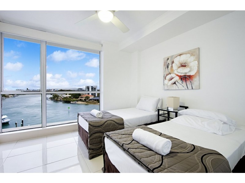 28 63 Cavill Avenue, Surfers Paradise QLD 4217