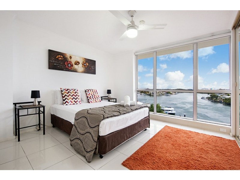 28 63 Cavill Avenue, Surfers Paradise QLD 4217