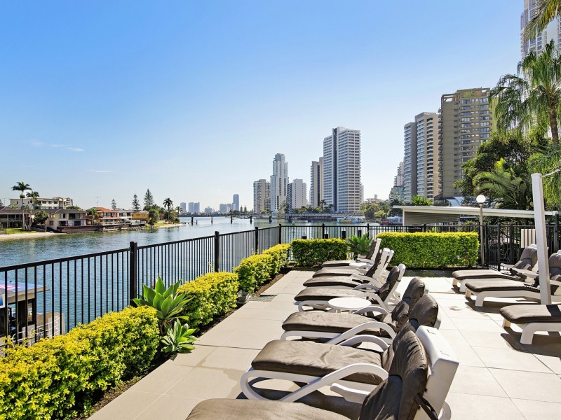 28 63 Cavill Avenue, Surfers Paradise QLD 4217