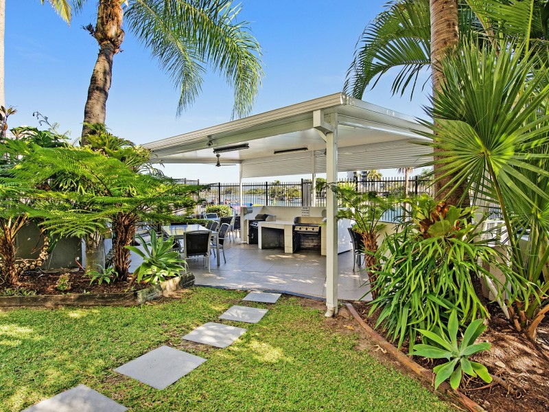 28 63 Cavill Avenue, Surfers Paradise QLD 4217