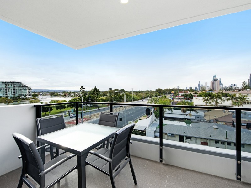11/2729-2733 Gold Coast Highway, Surfers Paradise QLD 4217