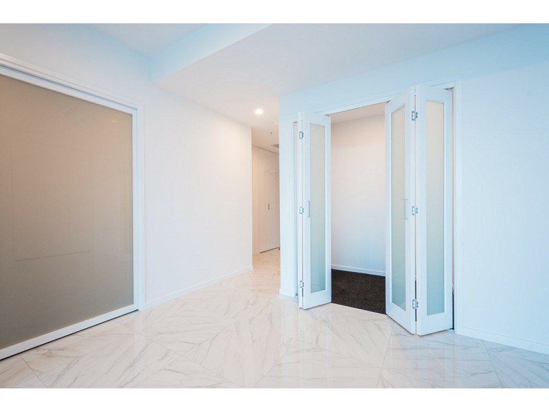 4501/5 Harbour Side Court, Biggera Waters QLD 4216