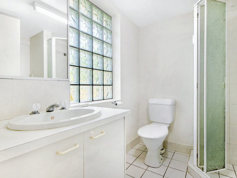 33-35 Cypress Avenue, Surfers Paradise QLD 4217