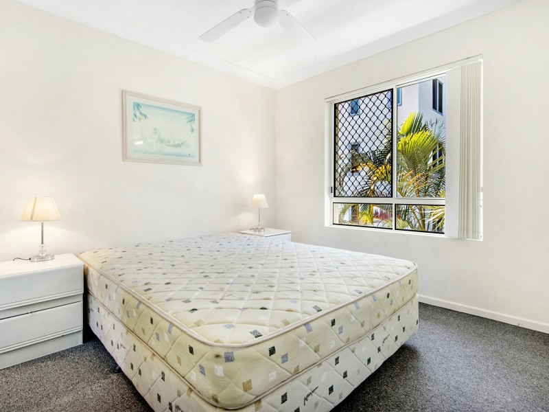 33-35 Cypress Avenue, Surfers Paradise QLD 4217