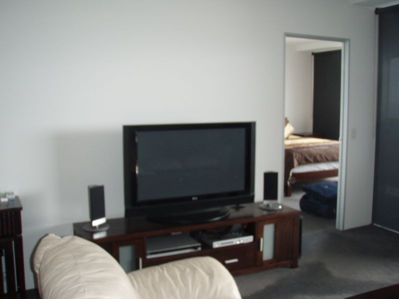 9 Ferny Avenue, Surfers Paradise QLD 4217