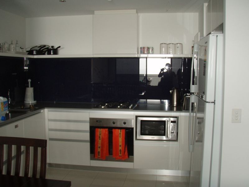 9 Ferny Avenue, Surfers Paradise QLD 4217