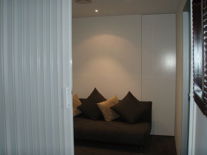 9 Ferny Avenue, Surfers Paradise QLD 4217