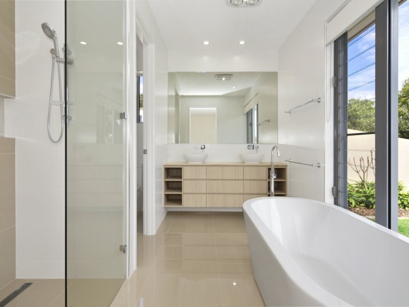 number Vardon Lane, Sanctuary Cove QLD 4212