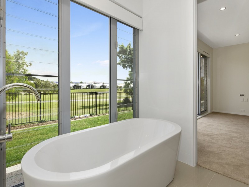 number Vardon Lane, Sanctuary Cove QLD 4212
