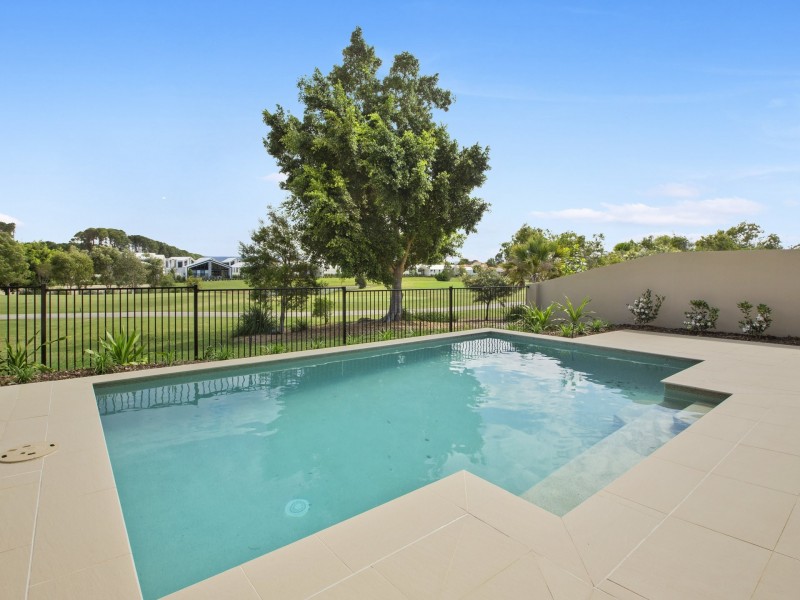 number Vardon Lane, Sanctuary Cove QLD 4212