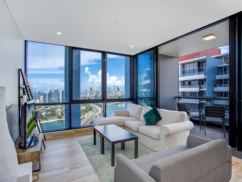2811/2 Como Crescent, Southport QLD 4215