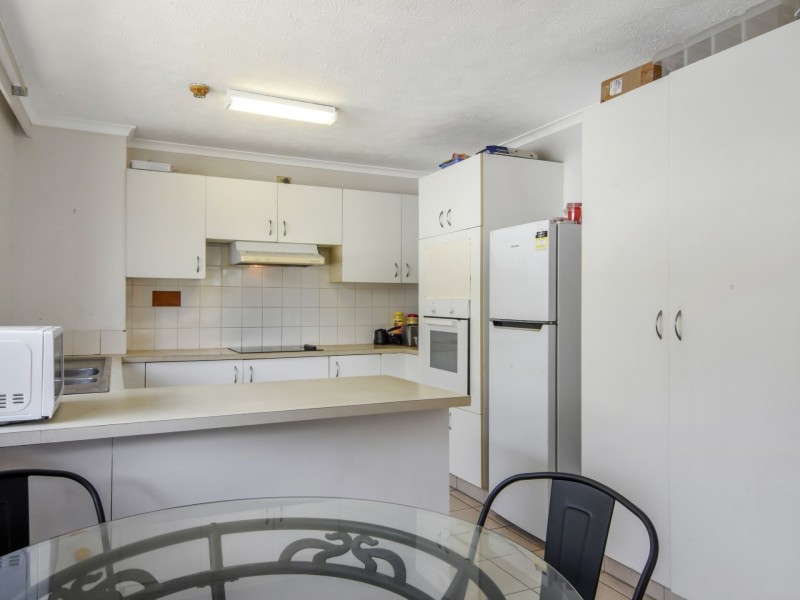 7/43 Enderley, Surfers Paradise QLD 4217