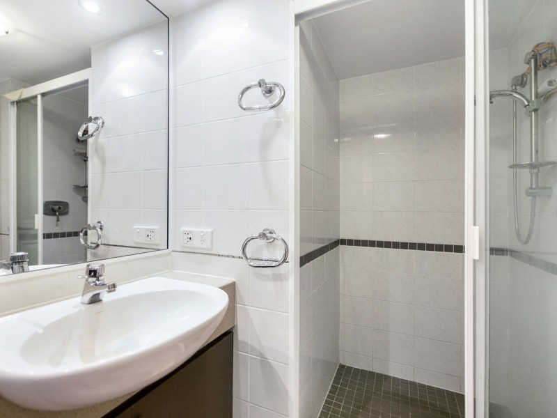 902/7 Mallana Street, Surfers Paradise QLD 4217