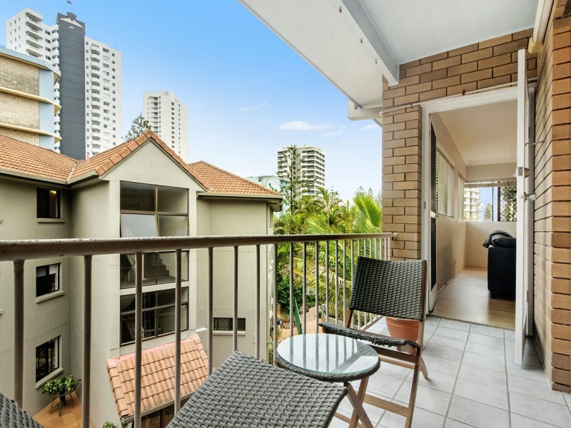 14/11 Old Burleigh Road, Surfers Paradise QLD 4217