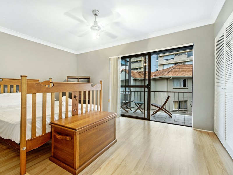 14/11 Old Burleigh Road, Surfers Paradise QLD 4217