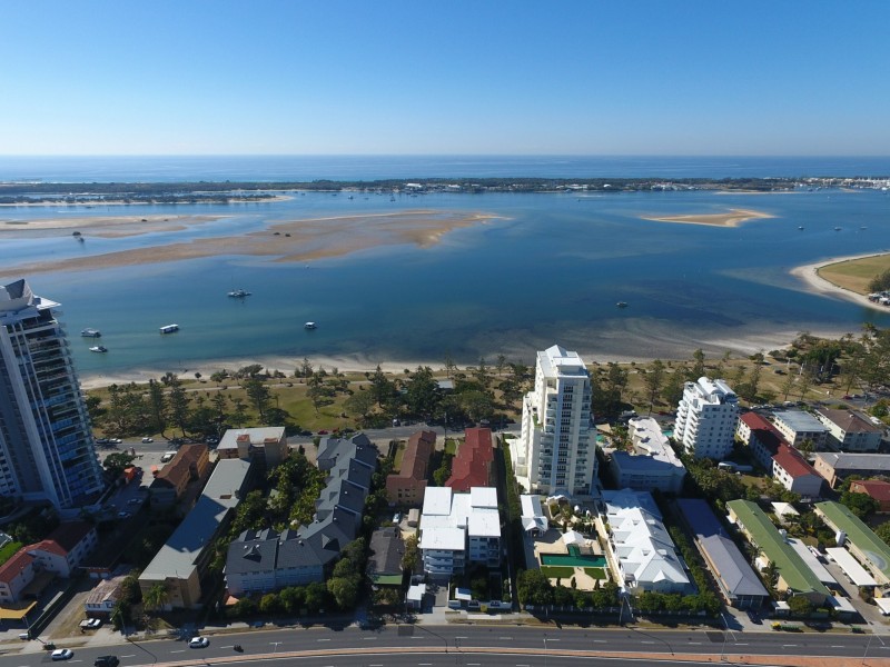 39 Frank Street, Labrador QLD 4215