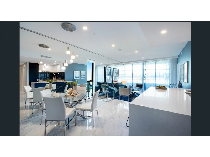 5 ‘Waterpoint’ Harbourside Court, Biggera Waters QLD 4216