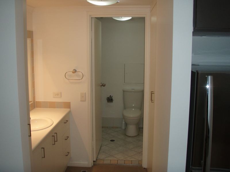 1 Paradise Island, Surfers Paradise QLD 4217