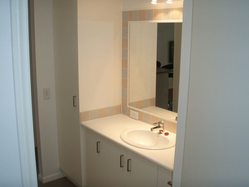 1 Paradise Island, Surfers Paradise QLD 4217