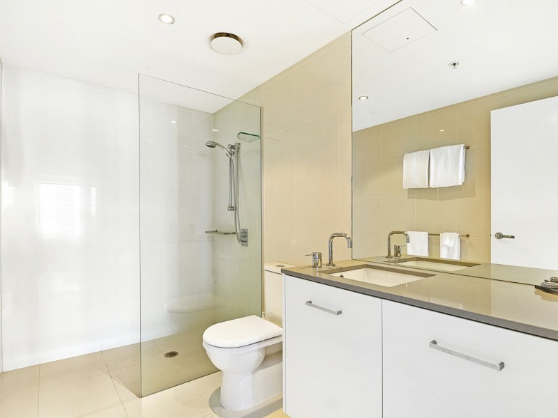 Unit 2225/9 Ferny Avenue, Surfers Paradise QLD 4217