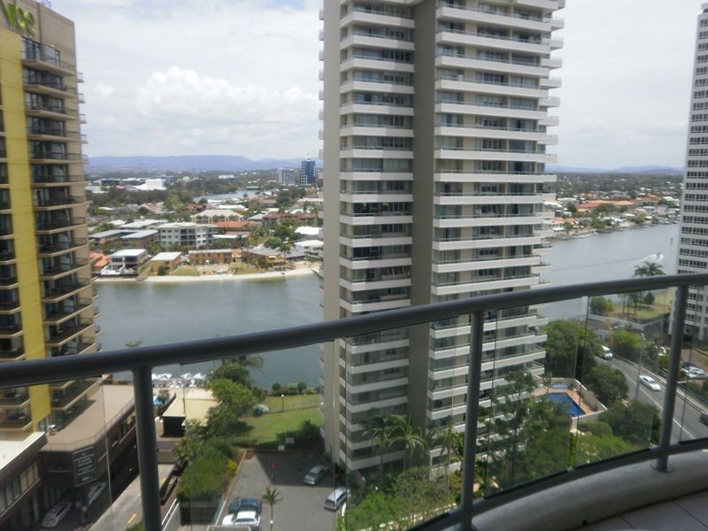 12/23 Ferny Avenue, Surfers Paradise QLD 4217