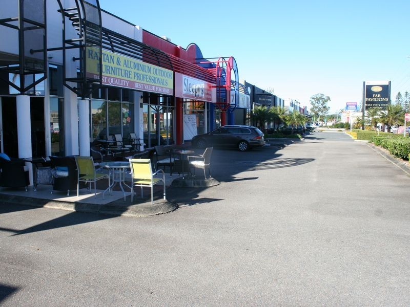 27 Upton, Bundall QLD 4217