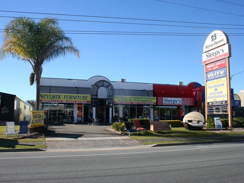 27 Upton, Bundall QLD 4217