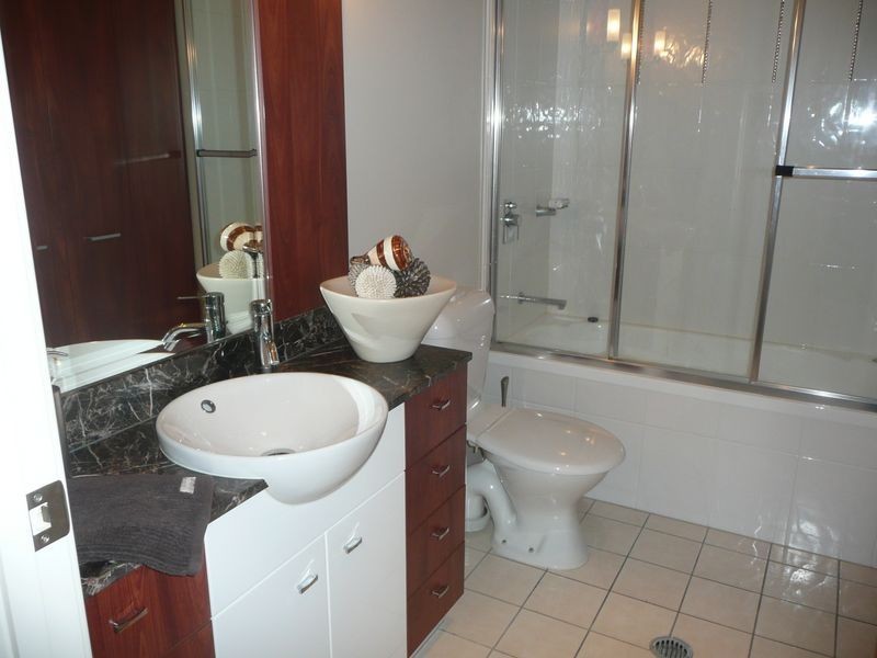 2135/23 Ferny Ave, Surfers Paradise QLD 4217