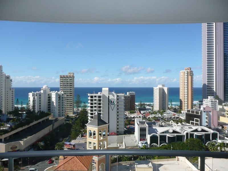 2135/23 Ferny Ave, Surfers Paradise QLD 4217