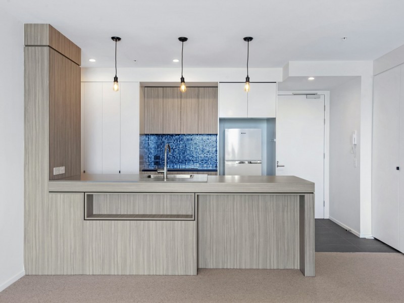 179/31 Queensland Avenue, Broadbeach QLD 4218