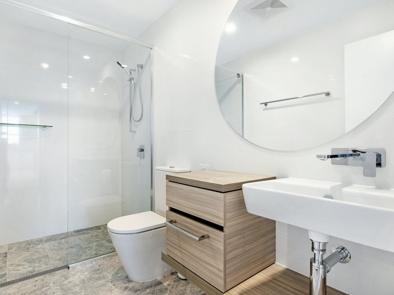 179/31 Queensland Avenue, Broadbeach QLD 4218