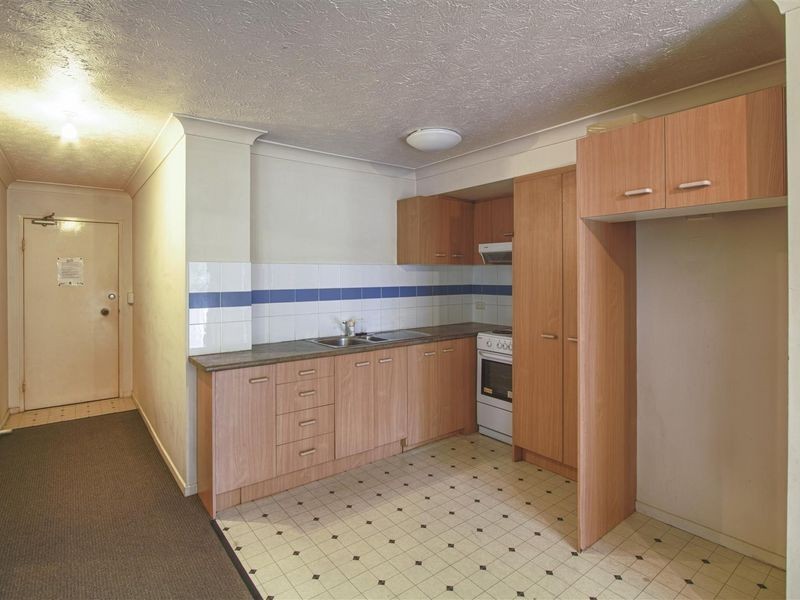 16/21-23 Markwell Ave, Surfers Paradise QLD 4217