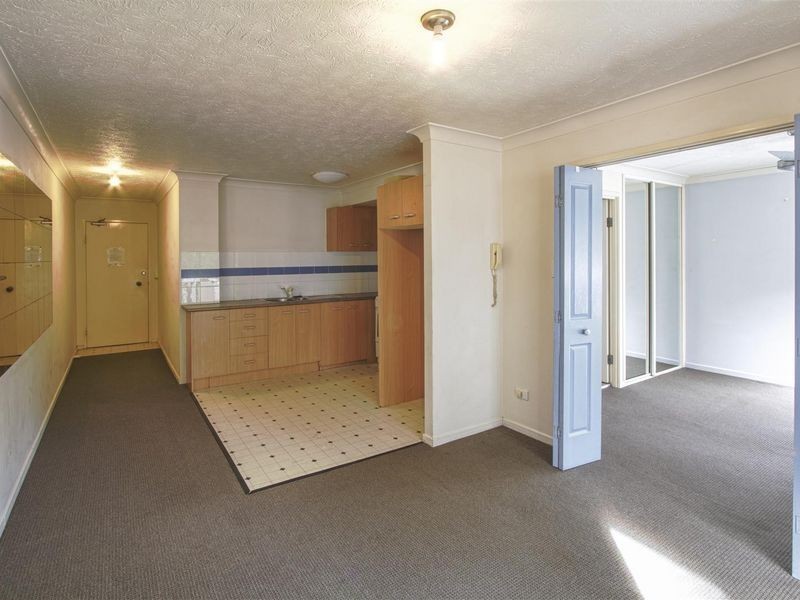 16/21-23 Markwell Ave, Surfers Paradise QLD 4217