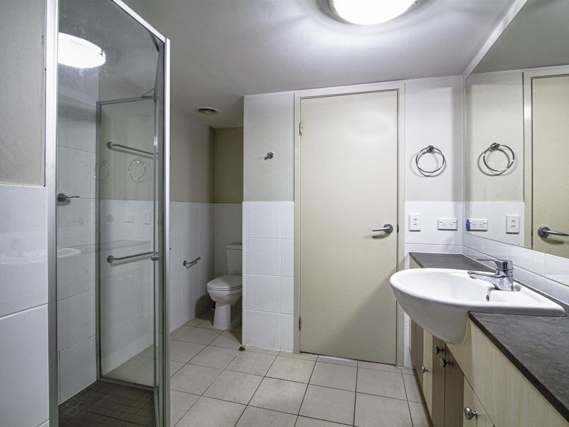336/21-23 Cypress Avenue, Surfers Paradise QLD 4217