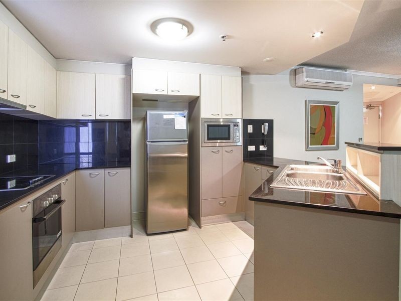 336/21-23 Cypress Avenue, Surfers Paradise QLD 4217
