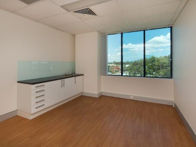 128 Bundall Road, Bundall QLD 4217