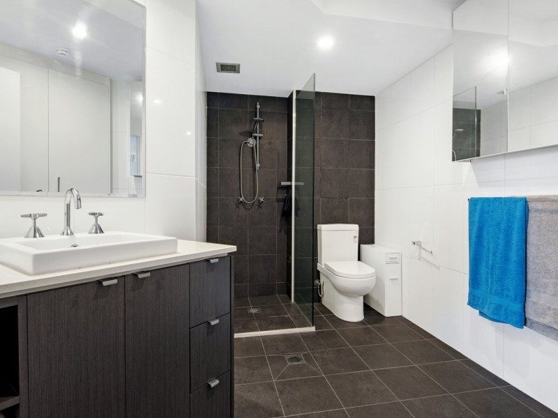 3 ORCHID, Surfers Paradise QLD 4217