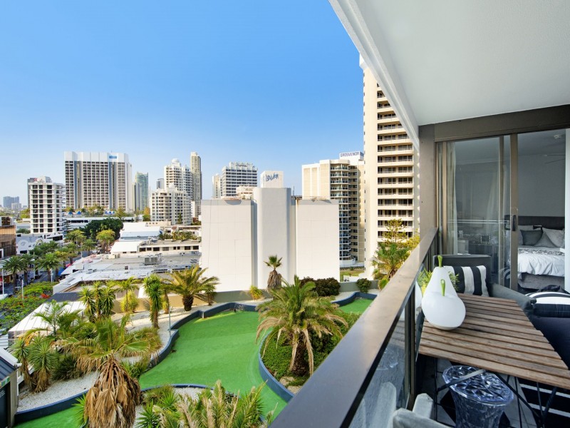 3 ORCHID, Surfers Paradise QLD 4217